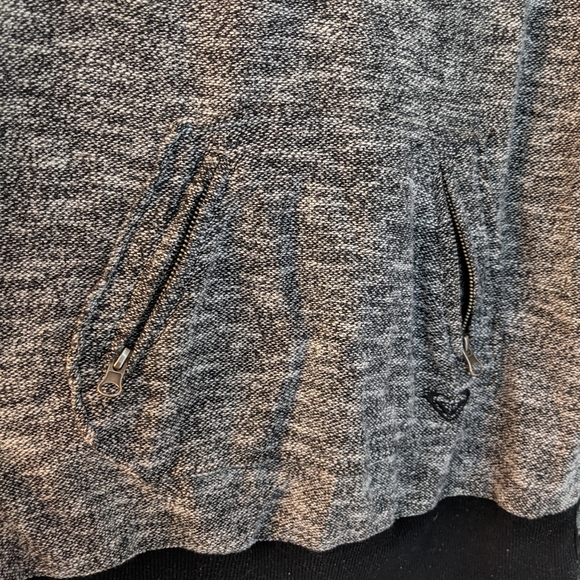 Roxy ladies medium hooded sweatshirt - Picture 7 of 16